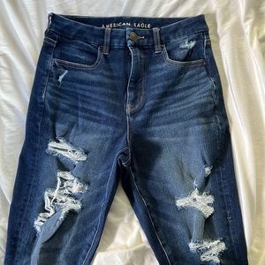 American Eagle Outfitters “The Dream Jean” size 6